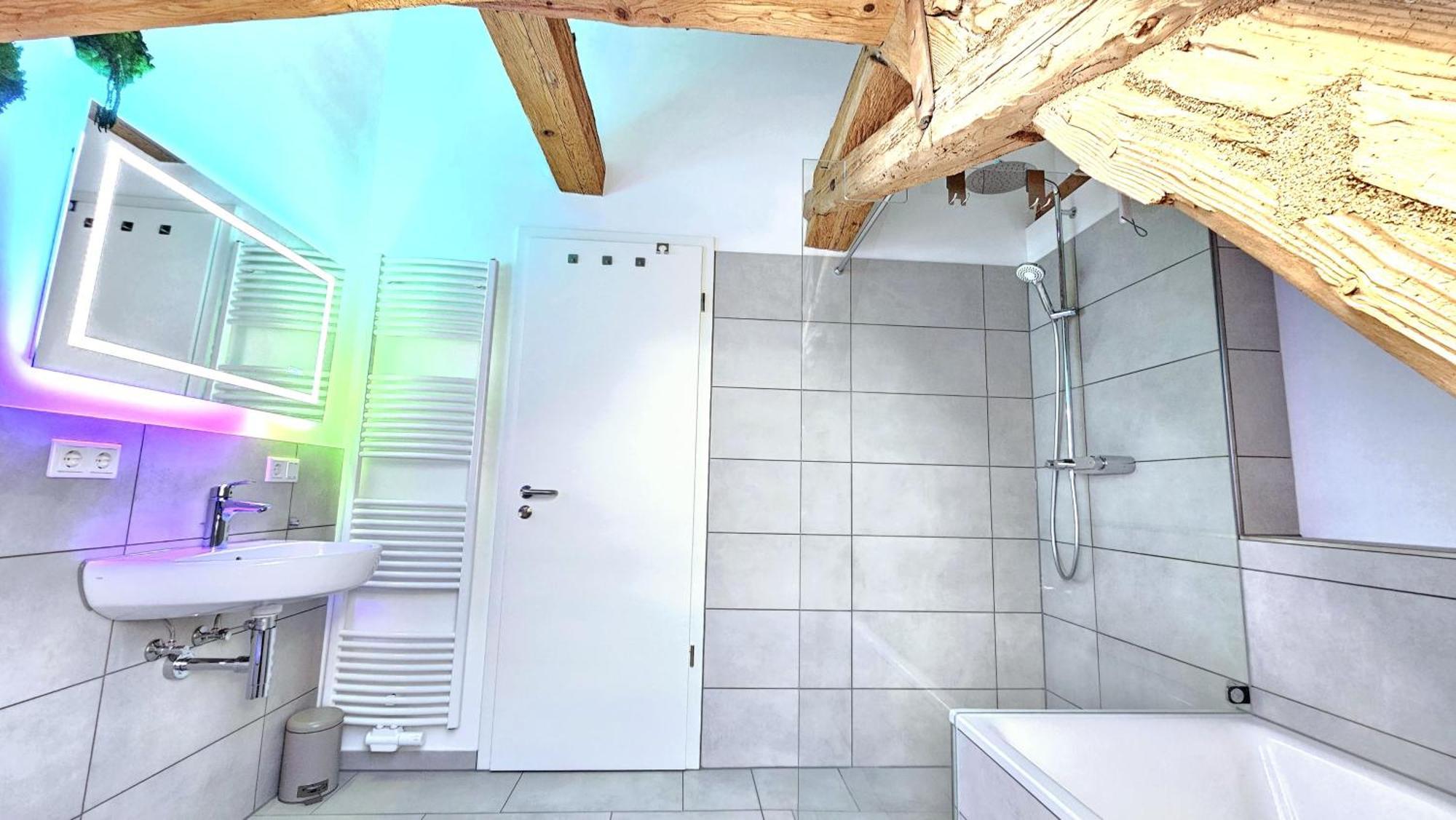Wood World Luxury - Massage - Bergblick - Tranpolin- Parken Markdorf Exterior foto