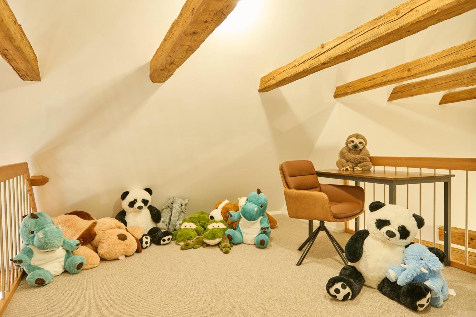 Wood World Luxury - Massage - Bergblick - Tranpolin- Parken Markdorf Exterior foto